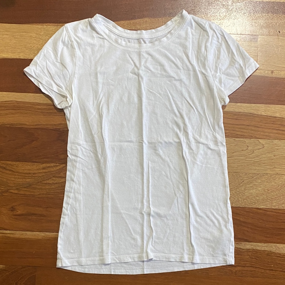 GAP White Short Sleeve Tee